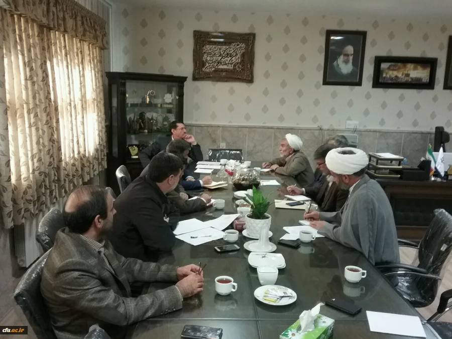 سرپرست دانشگاه فرهنگیان خراسان رضوی در جلسه ستاد اقامه نماز:
نماز بعد درمانی دارد 2