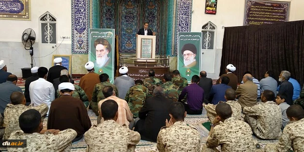 سخنرانی دکتر نیک پناه مدیریت امور پردیسهای دانشگاه فرهنگیان استان قبل از خطبه های نماز جمعه شهرستان خاش