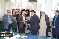 سرپرست دانشگاه فرهنگیان استان اصفهان در مراسم تکریم و معارفه معاون توسعه منابع و امور دانشجویی :

مسئولیت ها آزمایش الهی و فرصتی برای خدمت هستند .