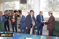 سرپرست دانشگاه فرهنگیان استان اصفهان در مراسم تکریم و معارفه معاون توسعه منابع و امور دانشجویی :

مسئولیت ها آزمایش الهی و فرصتی برای خدمت هستند .