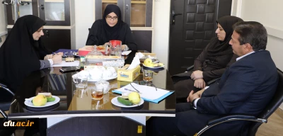 به گزارش معاونت آموزشی و تحصیلات تکمیلی:

اولین جلسه کارگروه دوره های بهسازی کارشناسان آزمایشگاه برگزار گردید.