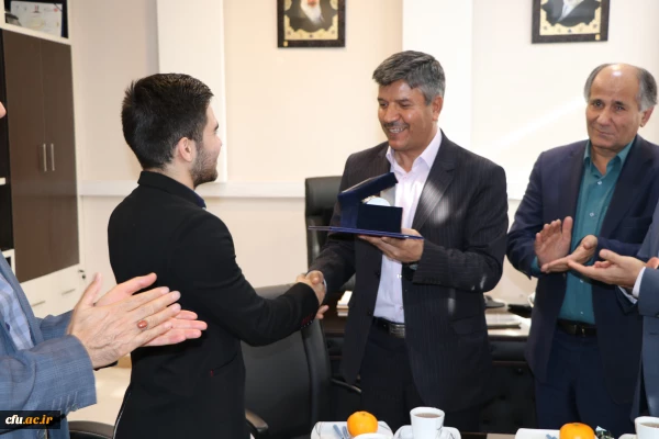 در دانشگاه فرهنگیان استان اصفهان برگزارشد.

تقدیراز دانشجوی ورزشکار مدال آور مسابقات جهانی