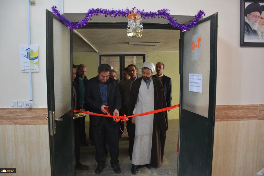 بمناسبت گرامیداشت هفته کتابخوانی نمایشگاه کتاب در پردیس شهید رجایی ارومیه افتتاح شد 3