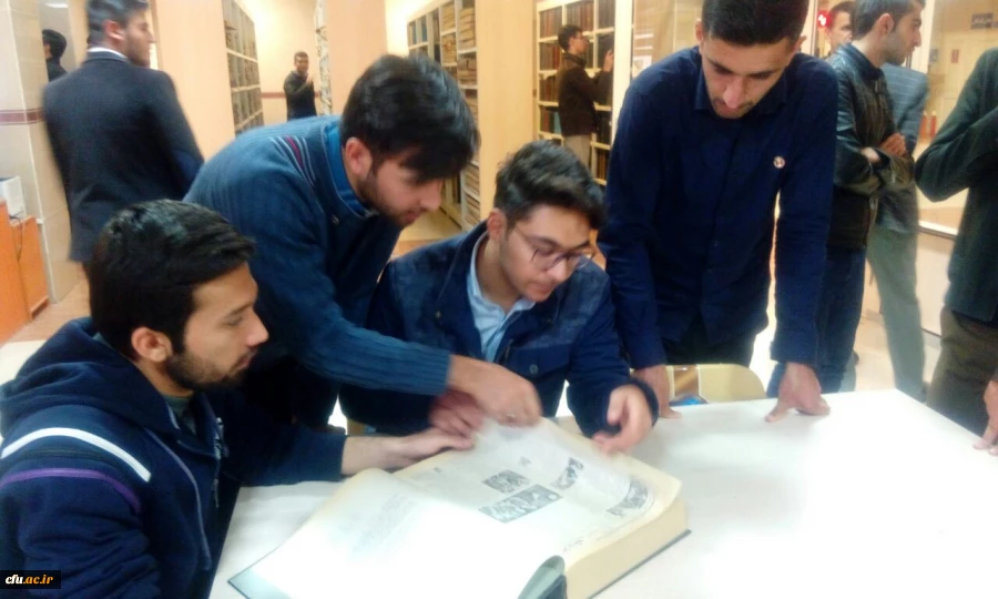 به مناسبت گرامیداشت هفته کتاب و کتابخوانی

بازدید دانشجویان پردیس های رجایی و علامه طباطبایی از کتابخانه مرکزی ارومیه
 5