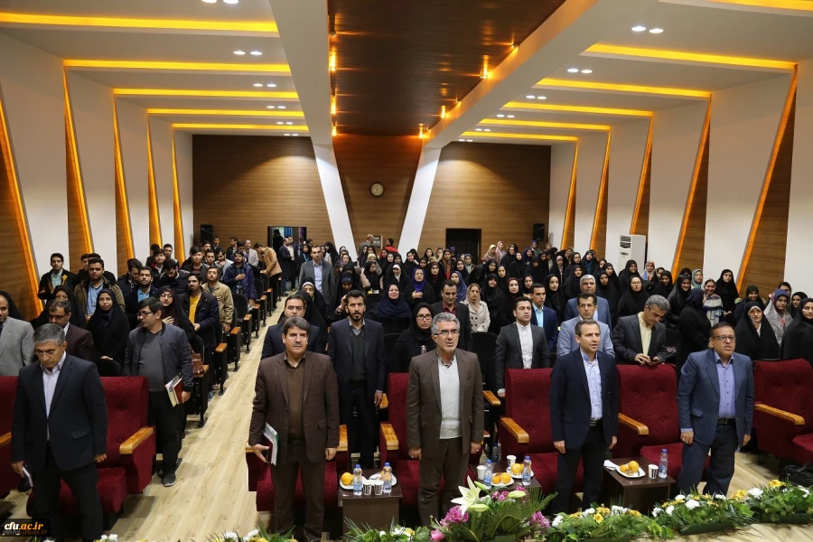 با حضور معاون پژوهش و فناوری دانشگاه فرهنگیان در دانشگاه فرهنگیان گلستان برگزار شد:

همایش منطقه ای کارورزی، توسعه شایستگی های حرفه ای 3