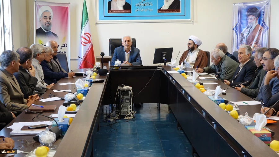 در راستای برنامه های نکو داشت یکصدمین سالگرد تربیت معلم برگزار شد:

نشست هم اندیشی با پیشکسوتان تربیت معلم استان کردستان 3