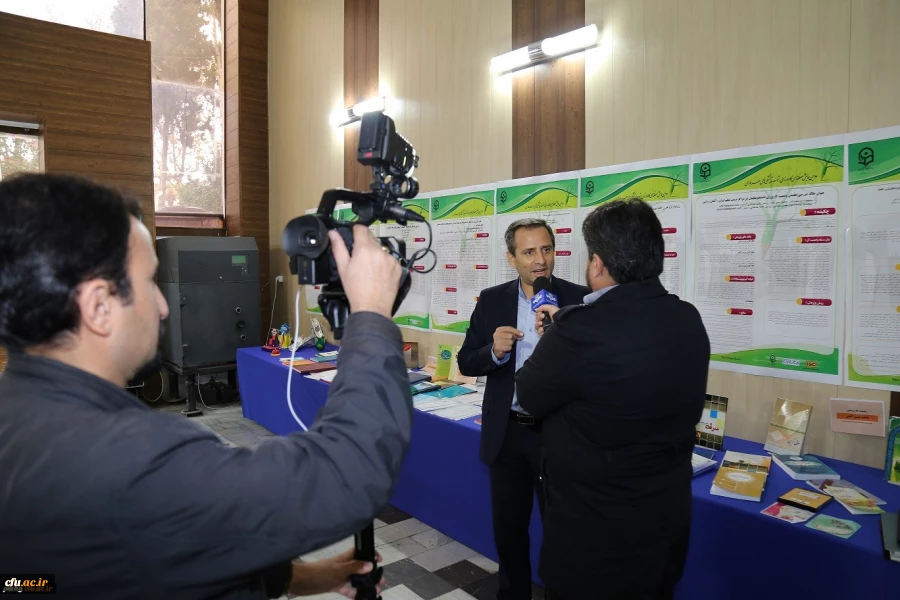 دکتر طاهری نیا در همایش کارورزی، توسعه شایستگی های حرفه ای:

نگاه دنیا به کارورزی از خاستگاه پژوهش است 2