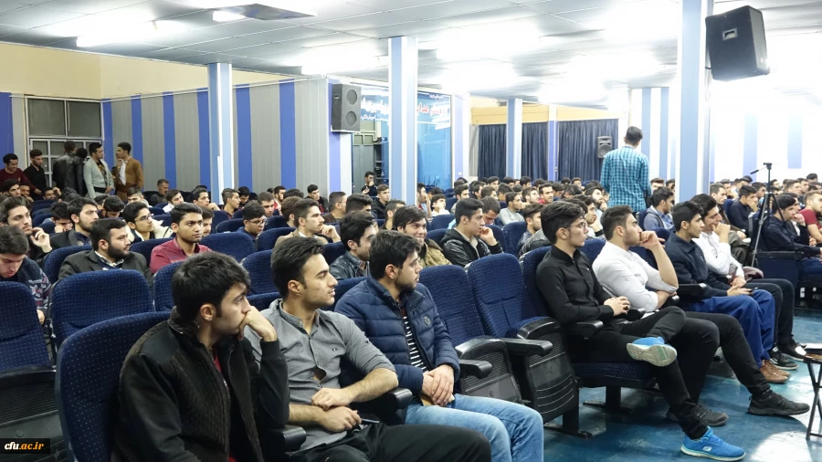 در پردیس شهید مدرس برگزار شد؛

برگزاری مراسم بزرگ مولودی خوانی بمناسبت آغاز هفته وحدت 10