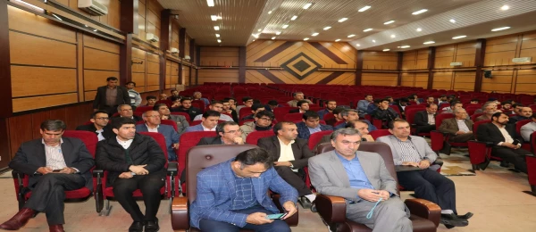 آیین تکریم و معارفه سرپرست جدید پردیس شهید ایزدپناه یاسوج برگزار گردید:

دکتر کرامت نامجو به عنوان سرپرست جدید پردیس شهید ایزدپناه یاسوج منصوب گردید. 6