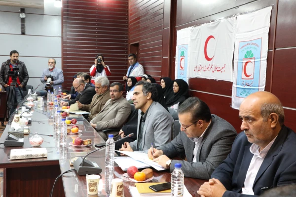 در مراسم انعقاد تفاهم نامه همکاری دانشگاه فرهنگیان و سازمان جوانان جمعیت هلال احمر عنوان شد:

اهمیت دانشگاه فرهنگیان به سبب تربیت معلمان آینده برای آموزش های هلال احمر دو چندان است 
 9