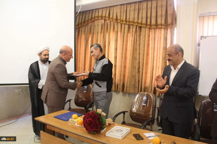 برگزاری جلسه شورای اداری دانشگاه فرهنگیان استان قزوین 7