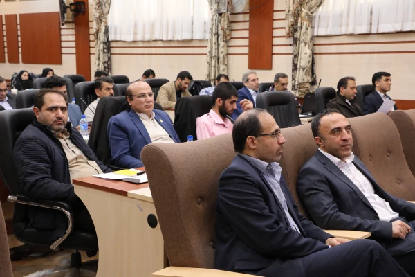 آغاز به کارهفتمین گردهمایی کارشناسان هوشمند سازی دانشگاه فرهنگیان

 4