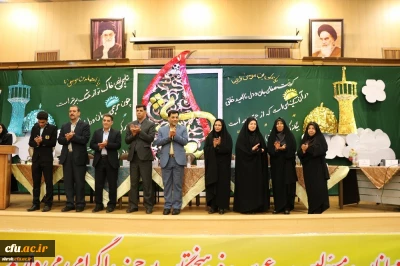 با حضور معاونت فرهنگی و اجتماعی برگزار شد:

نخستین همایش شعر و مشاعره رضوی در دانشگاه فرهنگیان استان فارس