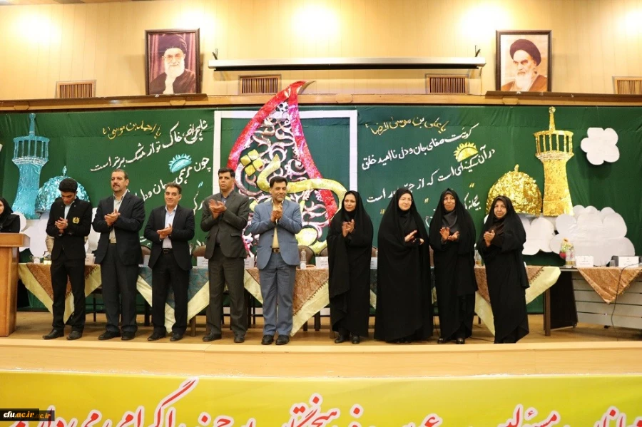 با حضور معاونت فرهنگی و اجتماعی برگزار شد:

نخستین همایش شعر و مشاعره رضوی در دانشگاه فرهنگیان استان فارس 4