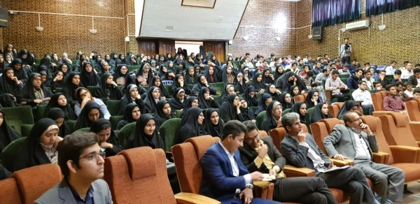 گرامیداشت هفته کتاب و کتابخوانی در دانشگاه فرهنگیان کرمان