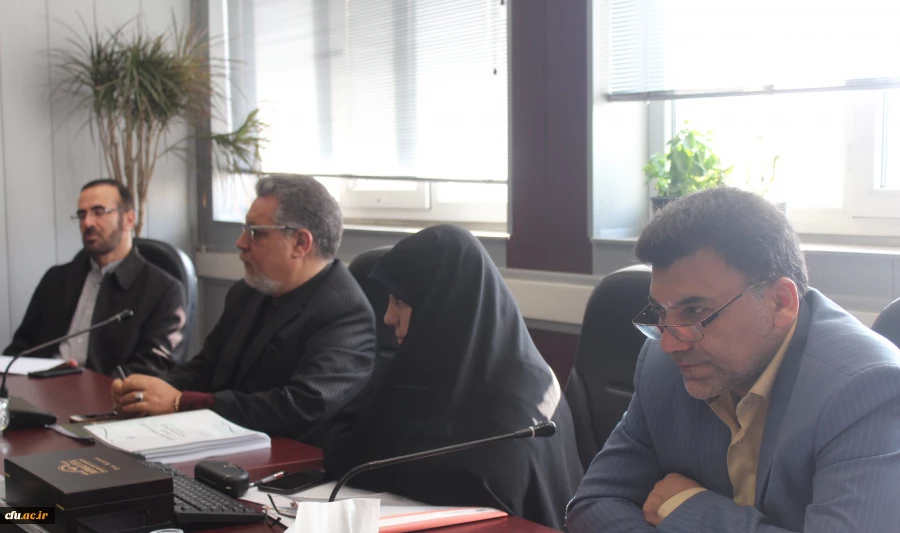 نشست آگاهی بخشی مقابله با تخلیه تلفنی ویژه مدیران ارشد دانشگاه
 2