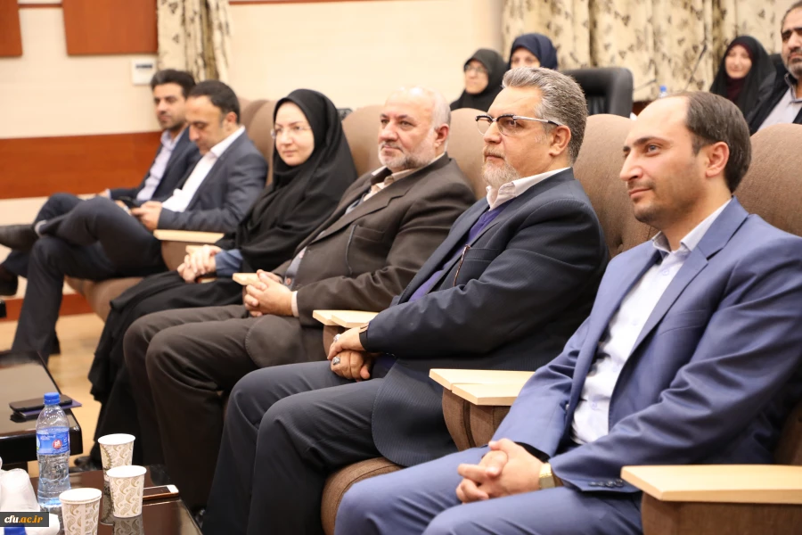 دکتر کچوئیان در هفتمین گردهمایی کارشناسان هوشمند سازی عنوان کرد:

 اولین و کوتاهترین راه افزایش کیفیت در سازمان توانمند سازی و آموزش است 3