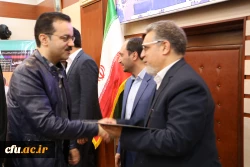 دکتر کچوئیان در هفتمین گردهمایی کارشناسان هوشمند سازی عنوان کرد:

 اولین و کوتاهترین راه افزایش کیفیت در سازمان توانمند سازی و آموزش است 4