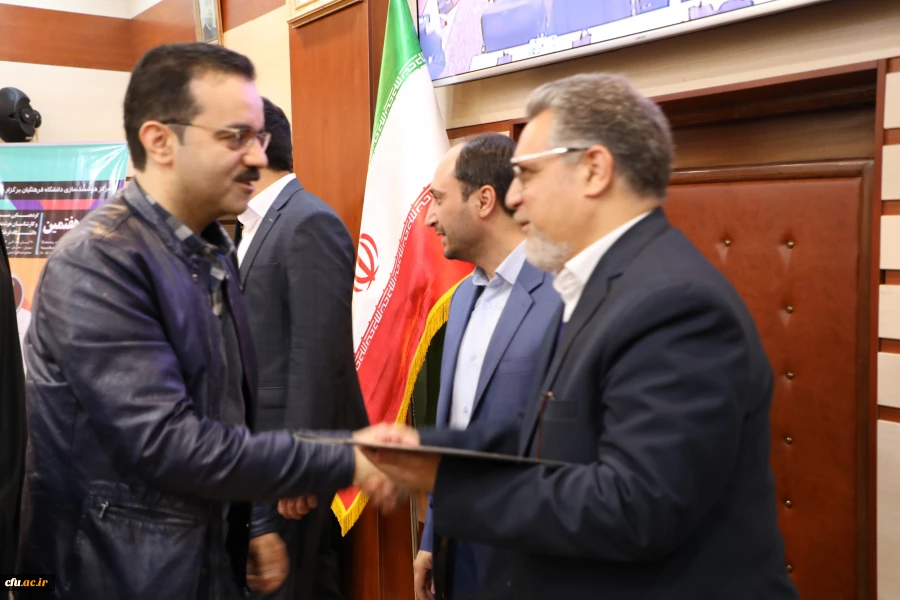 دکتر کچوئیان در هفتمین گردهمایی کارشناسان هوشمند سازی عنوان کرد:

 اولین و کوتاهترین راه افزایش کیفیت در سازمان توانمند سازی و آموزش است 4