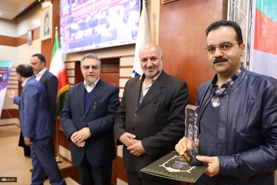 دکتر کچوئیان در هفتمین گردهمایی کارشناسان هوشمند سازی عنوان کرد:

 اولین و کوتاهترین راه افزایش کیفیت در سازمان توانمند سازی و آموزش است 5