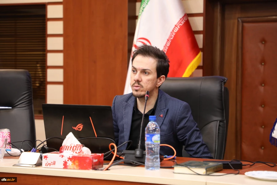 دکتر کچوئیان در هفتمین گردهمایی کارشناسان هوشمند سازی عنوان کرد:

 اولین و کوتاهترین راه افزایش کیفیت در سازمان توانمند سازی و آموزش است 8