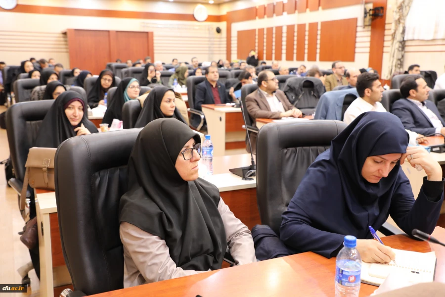 دکتر کچوئیان در هفتمین گردهمایی کارشناسان هوشمند سازی عنوان کرد:

 اولین و کوتاهترین راه افزایش کیفیت در سازمان توانمند سازی و آموزش است 10