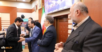 اختتامیه هفتمین گردهمایی کارشناسان هوشمندسازی سراسر کشور دانشگاه فرهنگیان برگزار شد

تقدیر و معرفی طرح های پیشنهادی و کارشناسان برگزیده هوشمند سازی