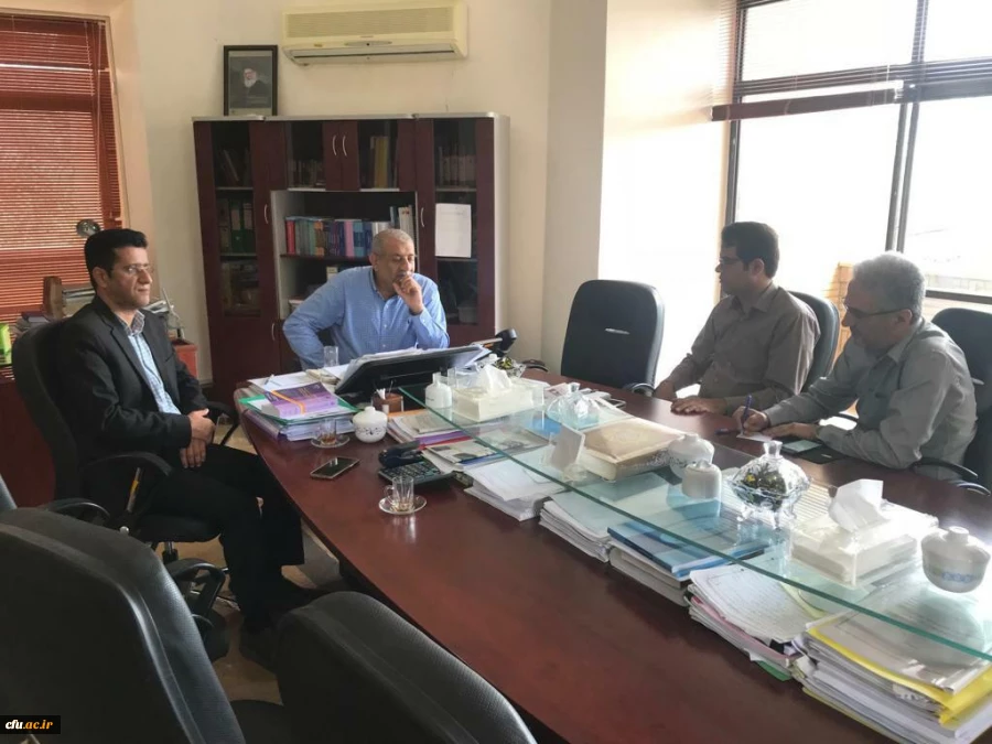 نشست  مشترک سرپرست دانشگاه فرهنگیان و ریئس سازمان مدیریت برنامه ریزی هرمزگان
 2