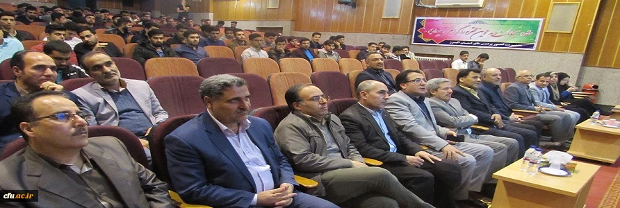 دکتر محمدی در جمع دانشجومعلمان استان البرز

فعالیت های فرهنگی و اجتماعی بستری مناسب برای تربت معلم مهارتی است 3