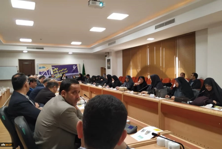 برگزاری کارگاه اداره کل نشر و اطلاع رسانی علمی و پشتیبانی علم بومی

 4