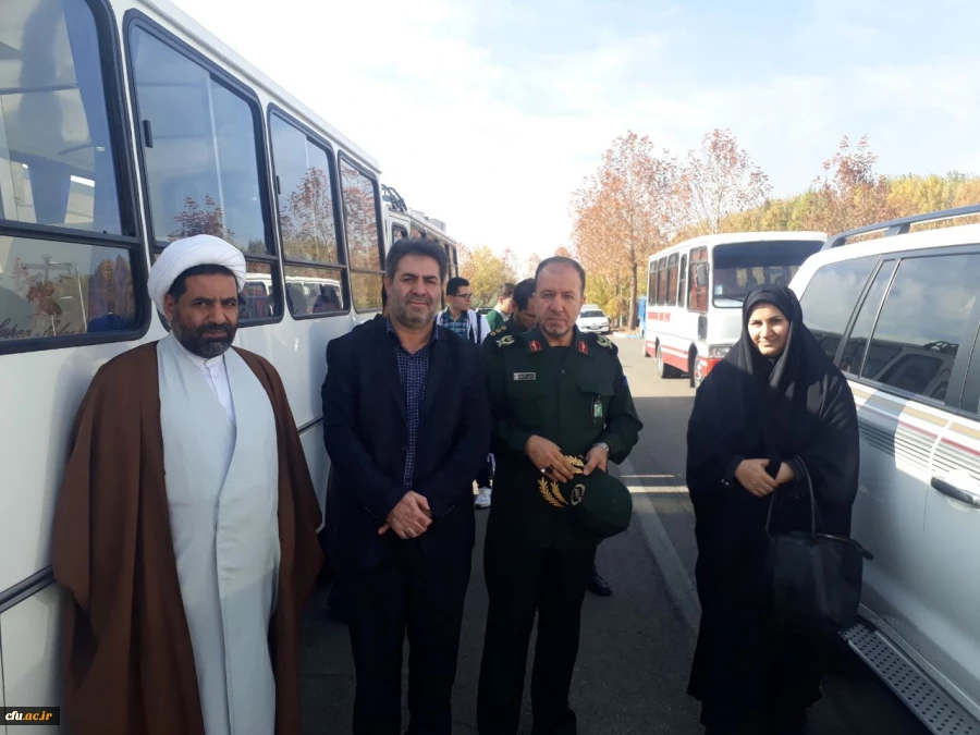 در سالروز تشکیل بسیج دانشجویی به فرمان حضرت امام خمینی (ره) و گرامیداشت هفته بسیج

مراسم شکوه هجرت در راستای تجلیل از گروه های جهادی آذربایجان غربی برگزار شد
 4