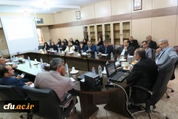 دکتر علی نژاد در دوره توان افزایی سرپرستان شبانه روزی مناطق ده گانه( منطقه 4) در پردیس شهید باهنر فارس:

سرپرستان سراهای دانشجویی به مثابه یک مربی درحوزه دانشجویی– فرهنگی و اجتماعی نقش پررنگ آموزشگری رابرعهده دارند