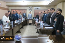 دکتر علی نژاد در دوره توان افزایی سرپرستان شبانه روزی مناطق ده گانه( منطقه 4) در پردیس شهید باهنر فارس:

سرپرستان سراهای دانشجویی به مثابه یک مربی درحوزه دانشجویی– فرهنگی و اجتماعی نقش پررنگ آموزشگری رابرعهده دارند