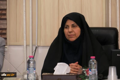 دکتر علی نژاد در دوره توان افزایی سرپرستان شبانه روزی مناطق ده گانه( منطقه 4) در پردیس شهید باهنر فارس:

سرپرستان سراهای دانشجویی به مثابه یک مربی درحوزه دانشجویی– فرهنگی و اجتماعی نقش پررنگ آموزشگری رابرعهده دارند