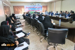 دکتر علی نژاد در دوره توان افزایی سرپرستان شبانه روزی مناطق ده گانه( منطقه 4) در پردیس شهید باهنر فارس:
سرپرستان سراهای دانشجویی به مثابه یک مربی درحوزه دانشجویی– فرهنگی و اجتماعی نقش پررنگ آموزشگری رابرعهده دارند