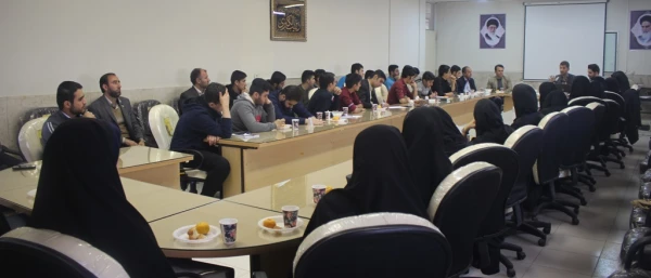 کارگاه  پیشگیری از اعتیاد  و روان گردان  ها ویژه همیاران سلامت درپردیس شهیدرجایی کرمانشاه برگزارشد 2