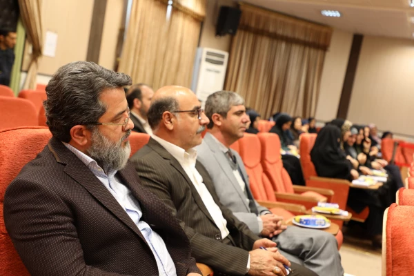 به منظور ارتقا سطح سواد سلامت کارکنان سازمان مرکزی برگزار شد:

کارگاه آموزشی آشنایی با بیماری دیابت، راه های پیشگیری و درمان آن