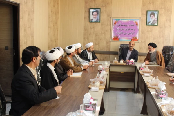 برگزاری دوره تخصصی16ساعته نمازدانشجویان(طرح معراج)دردانشگاه فرهنگیان استان قزوین 2