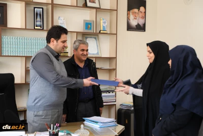 دکتر روشندل معاون آموزشی و تحصیلات تکمیلی:

با فرهنگ بسیجی  و تلاش همراه با بصیرت، رسالت تربیت معلم فاخر دردانشگاه فرهنگیان محقق خواهد شد.