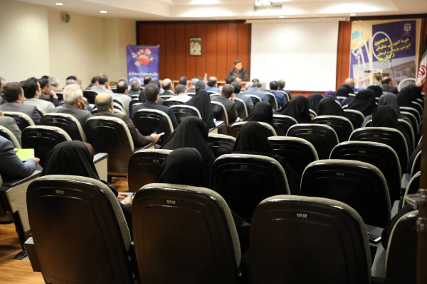 رییس دانشگاه فرهنگیان در هفتمین گردهمایی معاونان آموزشی، پژوهشی و فرهنگی سراسر کشور:

اتفاق نظر مسئولان کشور نسبت به احیاء، ارتقاء و حمایت از دانشگاه فرهنگیان 5