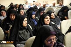 سرپرست معاونت فرهنگی و اجتماعی دانشگاه:

مشارکت دادن و اعتماد به دانشجو معلمان از مهمترین برنامه های معاونت فرهنگی و اجتماعی 5