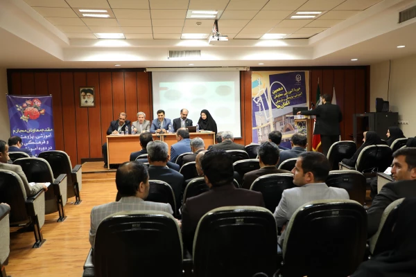 سرپرست معاونت فرهنگی و اجتماعی دانشگاه:

مشارکت دادن و اعتماد به دانشجو معلمان از مهمترین برنامه های معاونت فرهنگی و اجتماعی 7