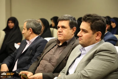 معاون آموزشی و تحصیلات تکمیلی: 

عدالت آموزشی ایجاب می کند، ده درصد از دروس، توسط شاخص ترین اساتید با بهره گیری از آخرین تکنولوژی مجازی سازی شده و در اختیار همگان در سطح کشور قرار گیرد.