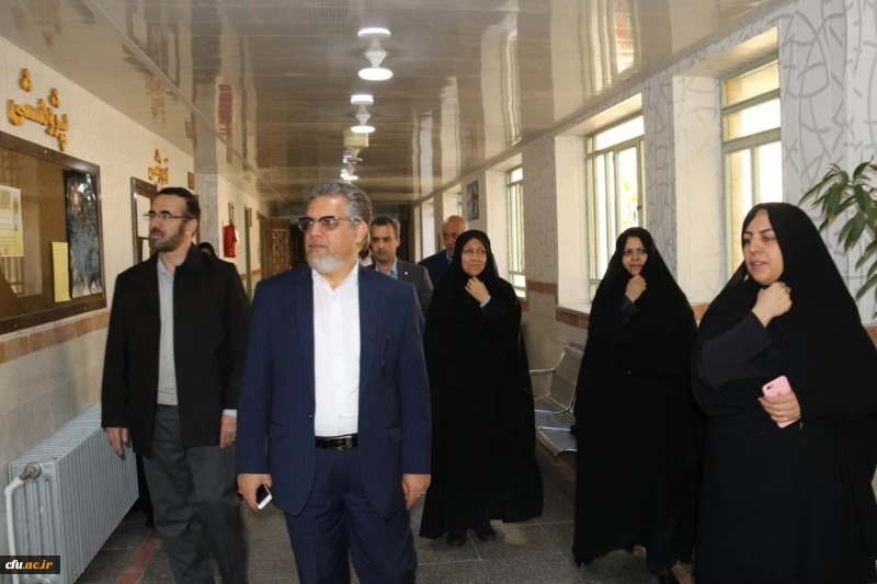 بازدید دکتر کچوئیان معاون نظارت، ارزیابی و تضمین کیفیت دانشگاه فرهنگیان و دکتر دلقندی مشاور رئیس دانشگاه و مدیرکل حراست دانشگاه فرهنگیان از پردیس های استان یزد
 13