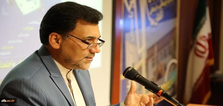 سرپرست معاونت فرهنگی و اجتماعی دانشگاه:

مشارکت دادن و اعتماد به دانشجو معلمان از مهمترین برنامه های معاونت فرهنگی و اجتماعی 10