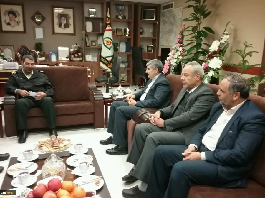 مدیر دانشگاه فرهنگیان خراسان رضوی :
دانشگاه فرهنگیان یک دانشگاه ماموریت گرا است 2