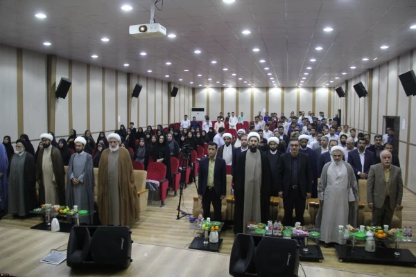 مراسم تکریم و معارفه سرپرستان پیشین و جدید دفتر نهاد نمایندگی مقام معظم رهبری در دانشگاه فرهنگیان هرمزگان 3