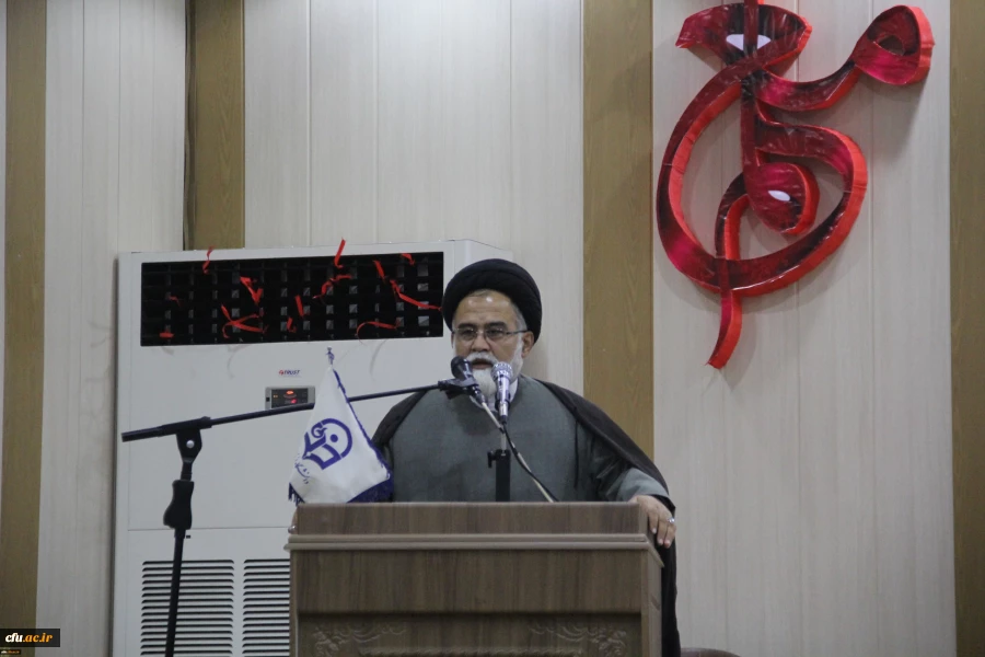 مراسم تکریم و معارفه سرپرستان پیشین و جدید دفتر نهاد نمایندگی مقام معظم رهبری در دانشگاه فرهنگیان هرمزگان 4