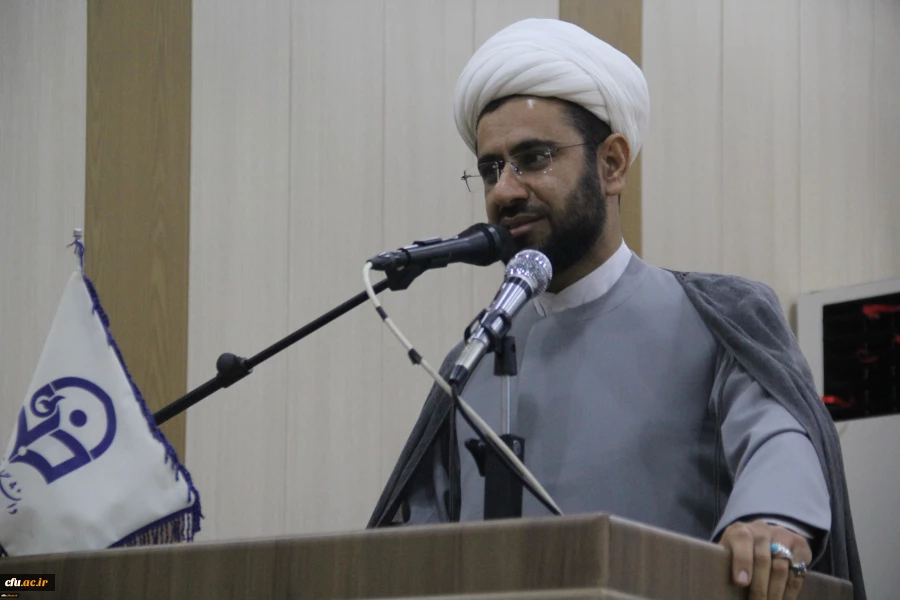 مراسم تکریم و معارفه سرپرستان پیشین و جدید دفتر نهاد نمایندگی مقام معظم رهبری در دانشگاه فرهنگیان هرمزگان 13