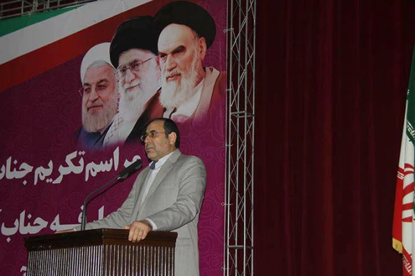 با حضور دکتر نعمت الهی معاون حقوقی و امور مجلس وزارت آموزش و پرورش نشست هم اندیشی مشترک مدیر کل جدید آموزش و پرورش استان هرمزگان ، معاونان اداره کل ، مدیر کل نوسازی  مدارس  استان و سرپرست دانشگاه فرهنگیان هرمزگان و روسای مناطق آموزش و پرورش استان برگزار گ